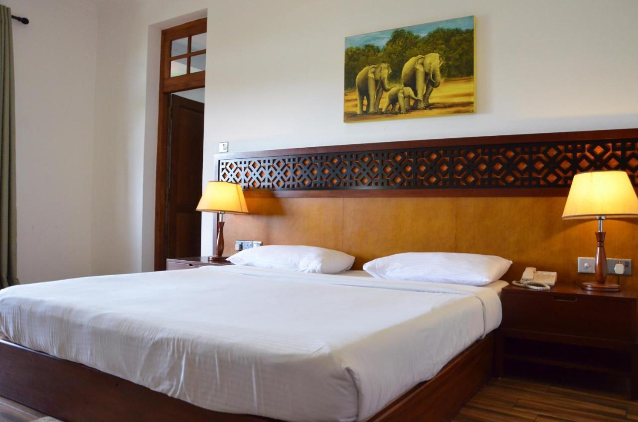 Heaven Seven Nuwara Eliya Hotel Ngoại thất bức ảnh